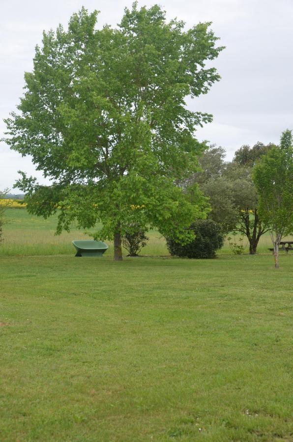 Le Murmure Des Fees Issigeac Buitenkant foto